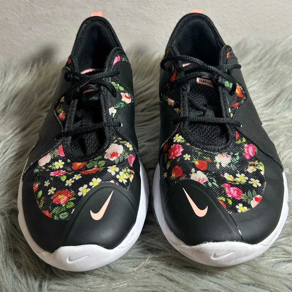 Nike Flex Contact 3 Vintage Inspired Floral Slip-On Sneakers Size